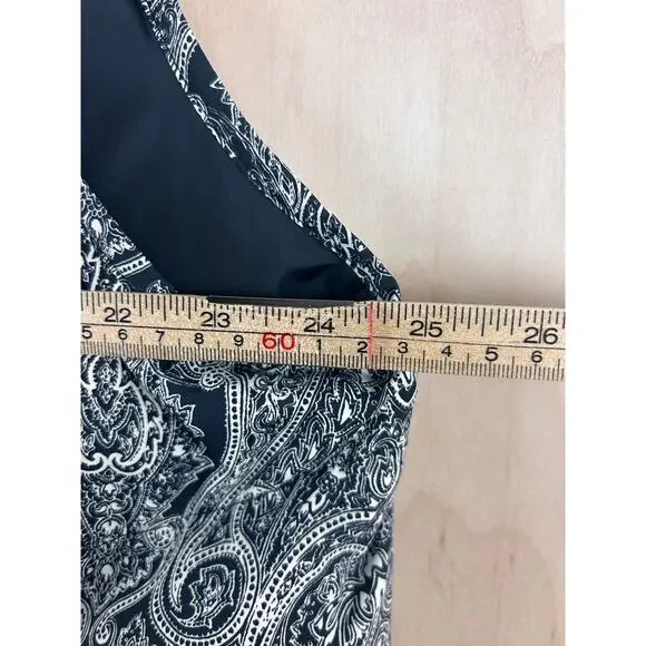 Talbots Woman 2X Paisley Puffer Vest Black White Zip Front Down Filled - Picture 4 of 7